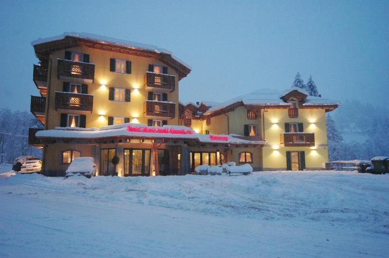 Hotel Rosa Degli Angeli Peio Fonti Exteriér fotografie